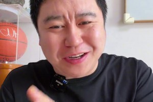 勇士状态下滑，七姐精神状态也滑坡了😂